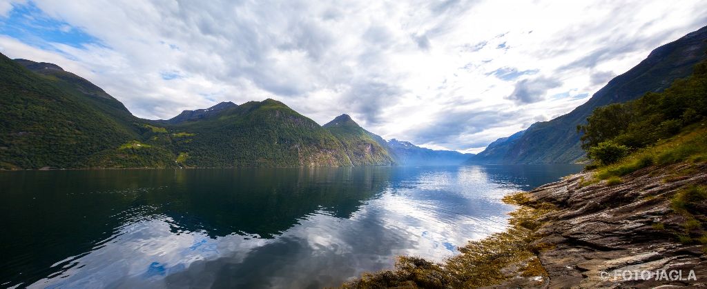 Norwegen 2017 - Geiranger Fjord
Unterwegs mit dem Kajak durch die Fjord-Landschaft