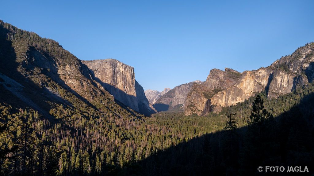 Kalifornien - September 2018
Yosemite Tunnel View - Wawona Road
Yosemite National Park - Yosemite Valley, Mariposa Country