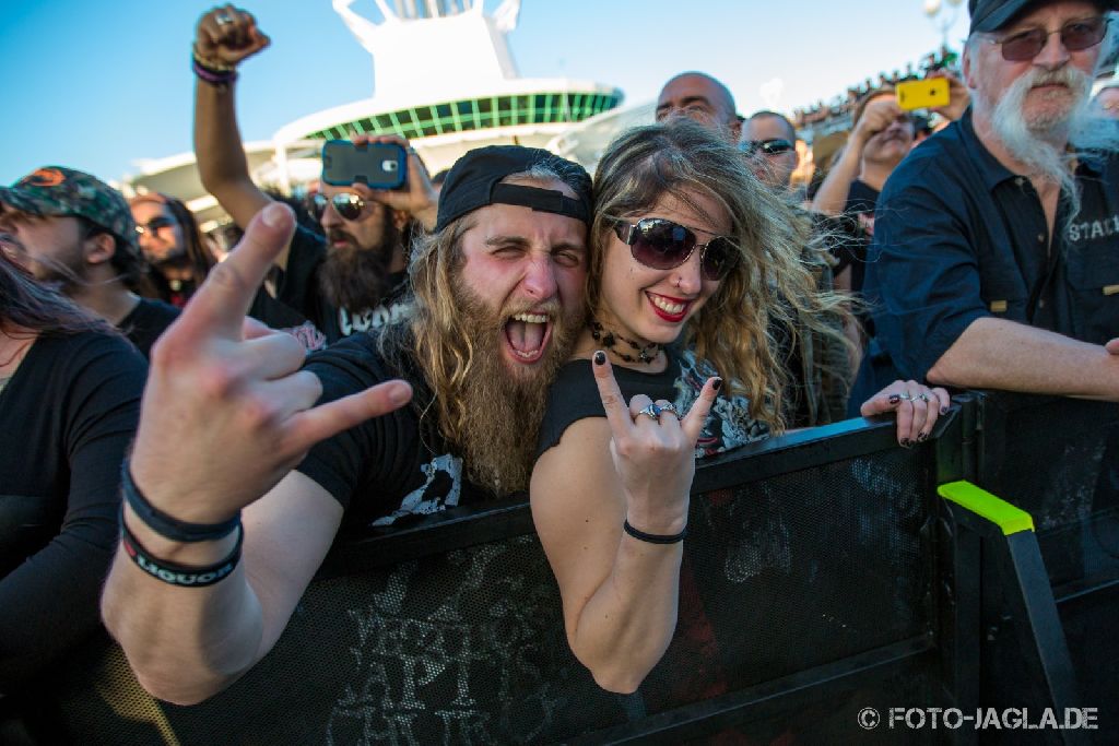 70000 Tons of Metal 2014 ::. Crowd @ The Haunted