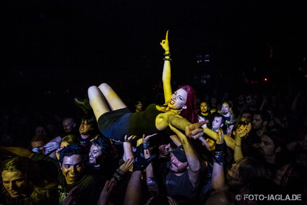 70000 Tons of Metal 2014 ::. Crowd @ Finntroll