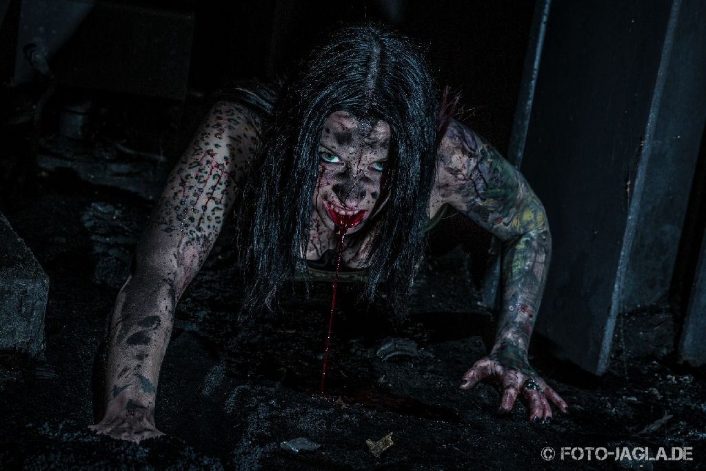 Lost Place Horror Shooting mit Sabrina Hyde