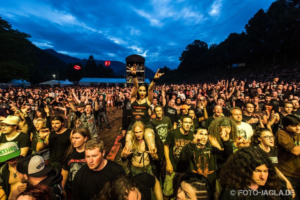 Metaldays 2014 ::. Crowd during Prong