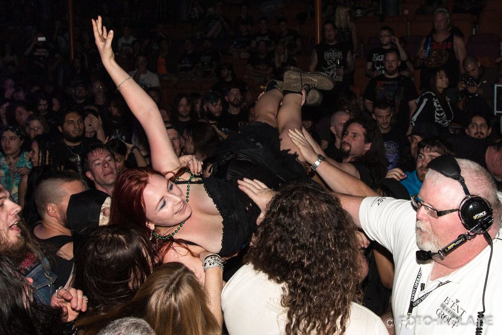 70000 Tons of Metal 2015 ::. Crowd @ Kataklysm