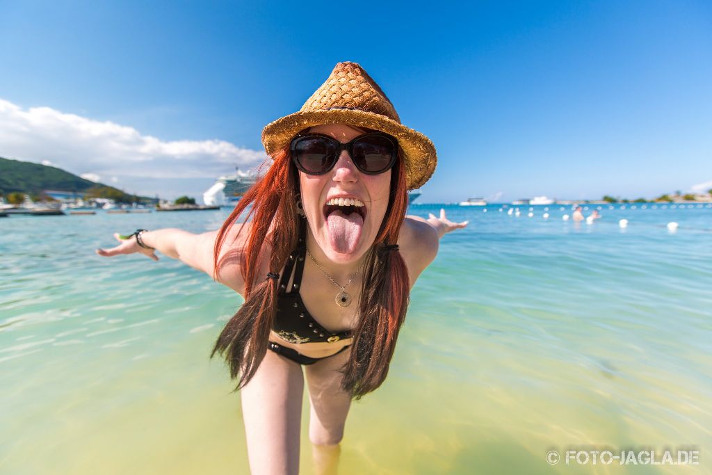 70000 Tons of Metal 2015 ::. Poolgirl Shooting at a beach in Jamaica in front of the Liberty Of The Seas