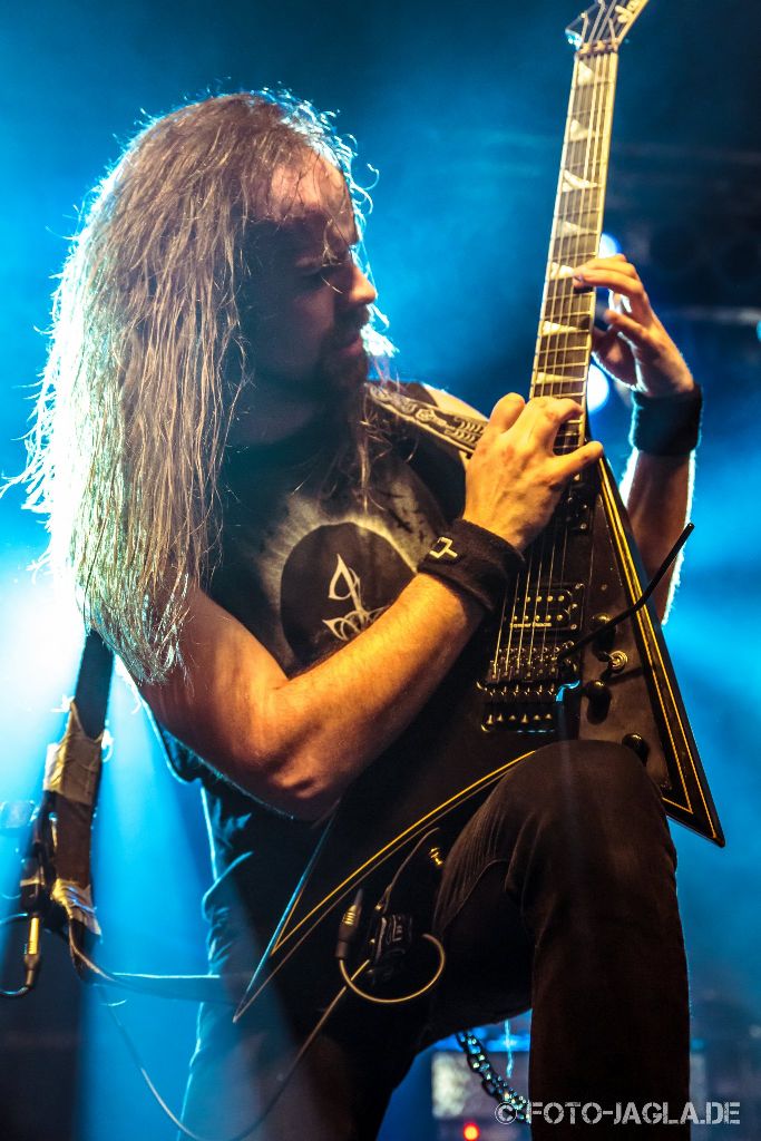 Insomnium als Vorband auf dem Ensiferum Konzert am 28.03.2015 im Tivoli in Bremen