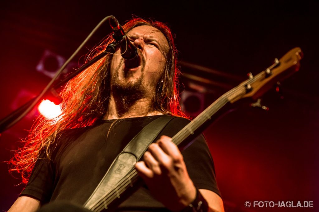 Insomnium als Vorband auf dem Ensiferum Konzert am 28.03.2015 im Tivoli in Bremen