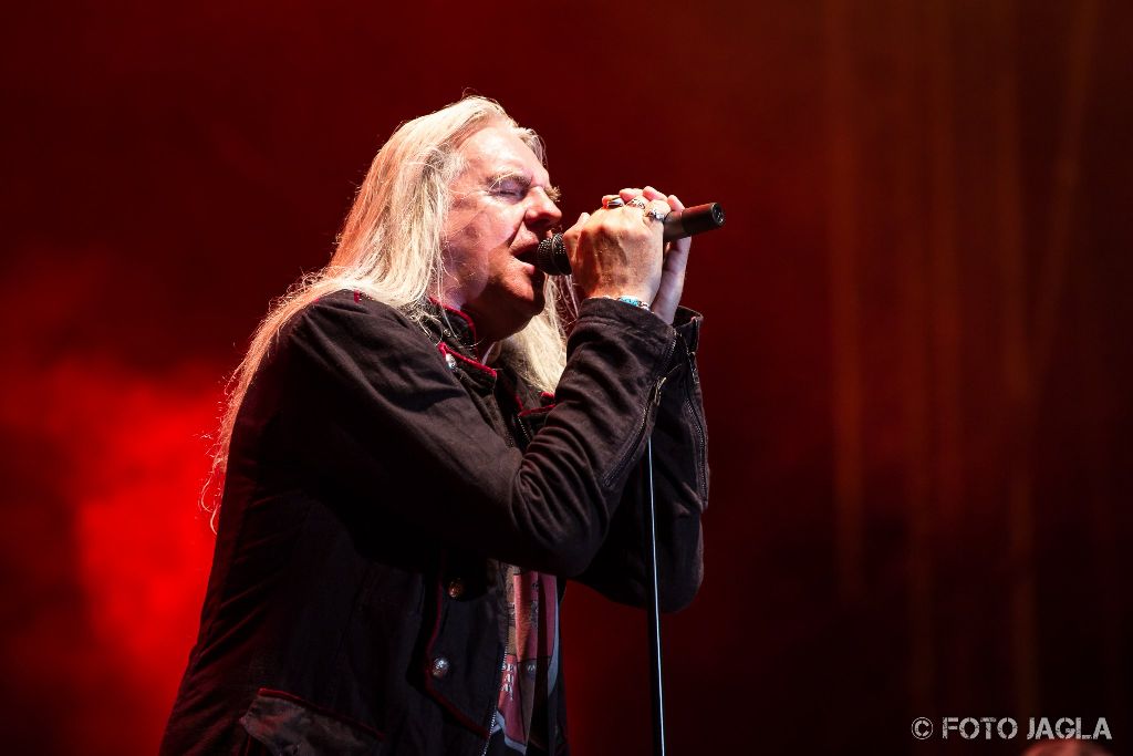 Metaldays 2015 (Day 1) ::. Saxon