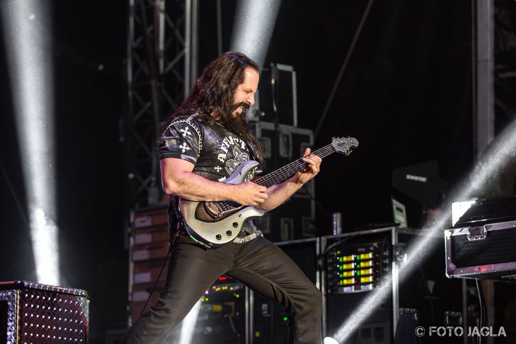 Metaldays 2015 (Day 2) ::. Dream Theater