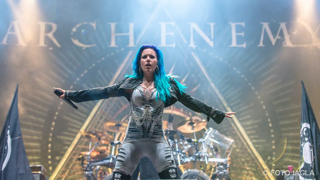 Alissa White-Gluz (Arch Enemy) auf dem Metaldays 2015 (Day 4)