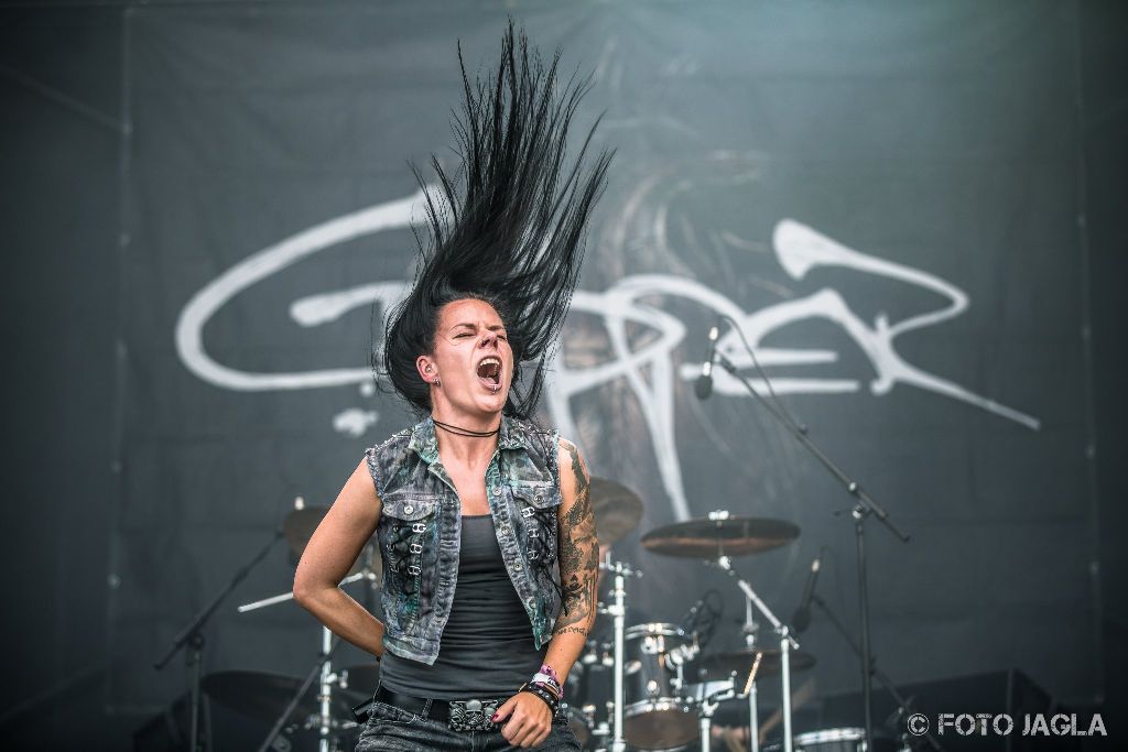 Cripper (Britta Grtz) auf dem Rockharz 2015