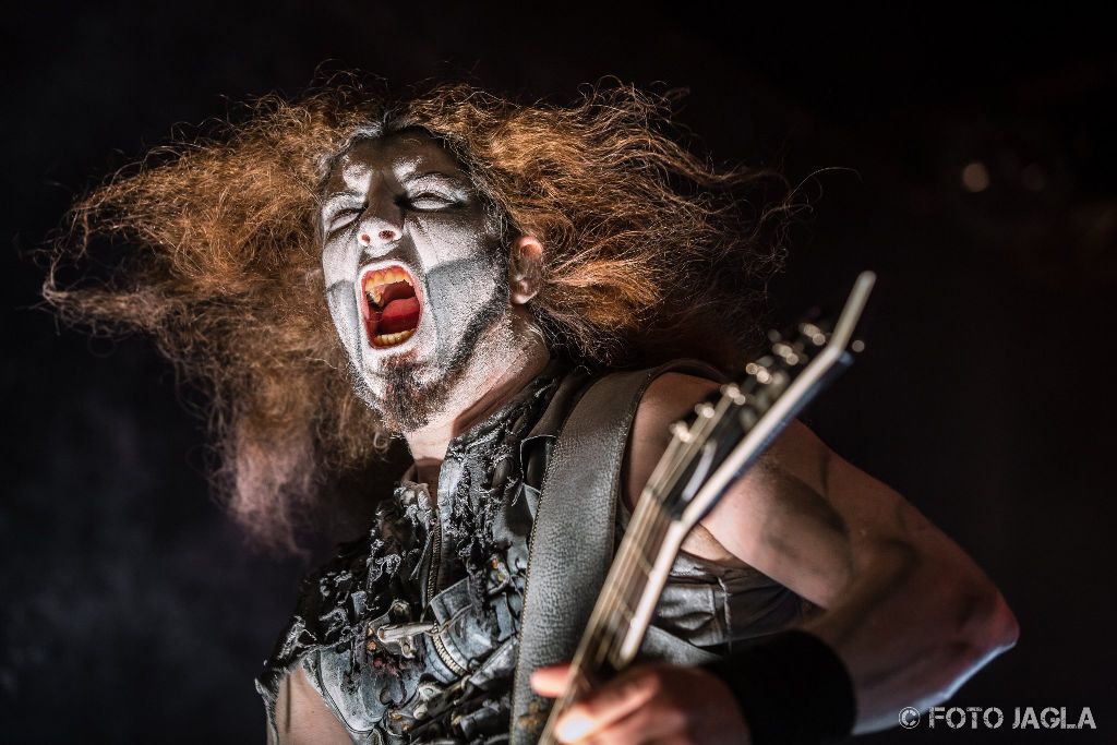 Powerwolf auf ihrer Wolfsnchte Tour am 05.09.2015 in der Live Music Hall in Kln