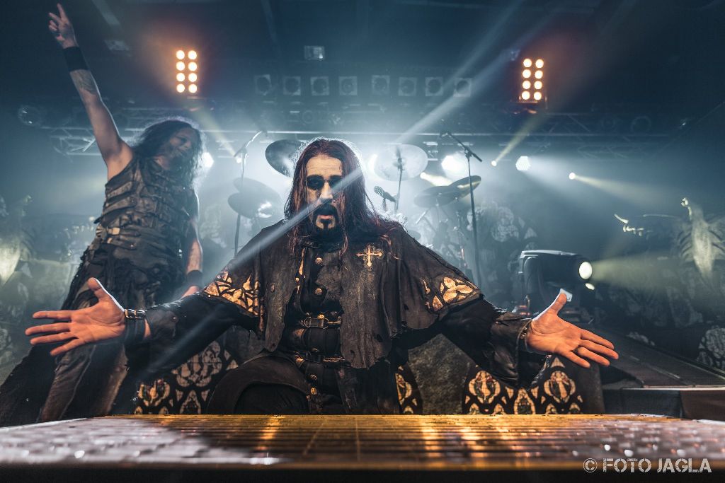 Powerwolf auf ihrer Wolfsnchte Tour am 05.09.2015 in der Live Music Hall in Kln