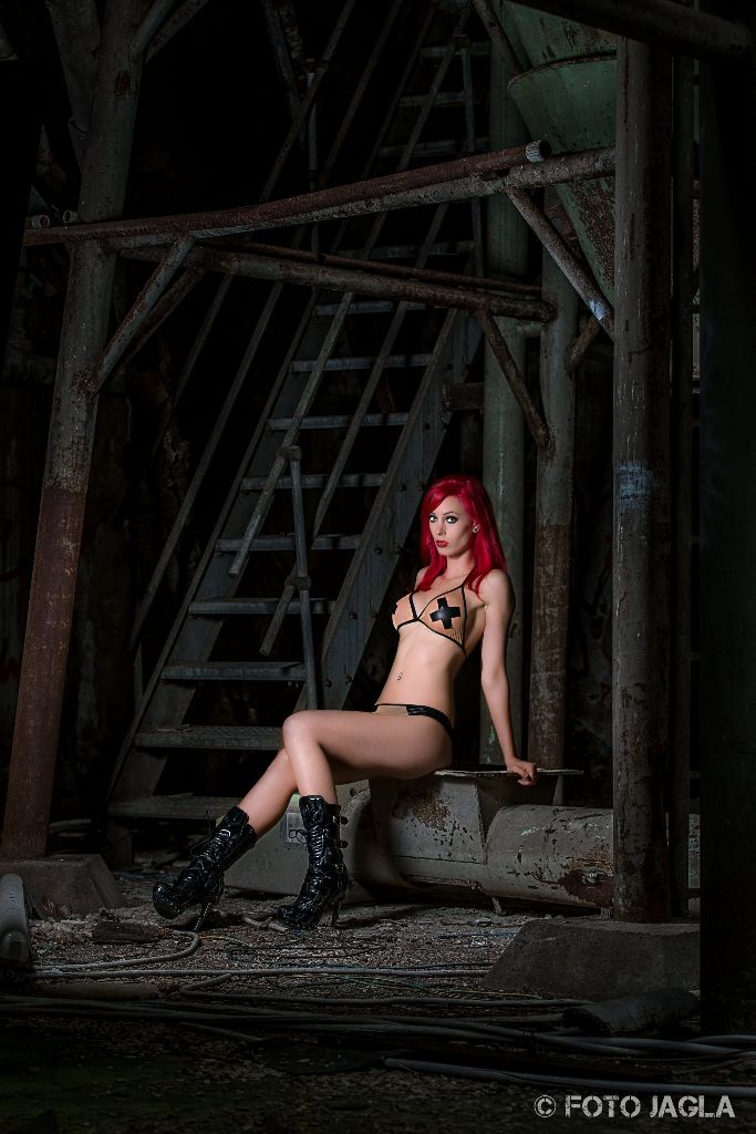 Lost Place Shooting mit Model BambiRay