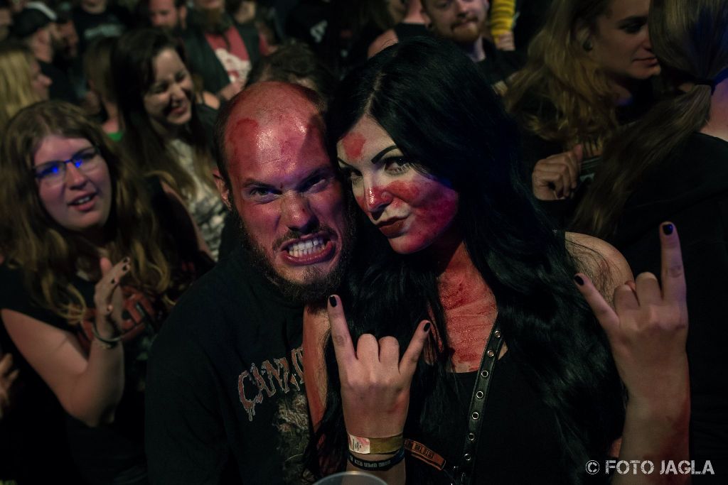 Crowd @ BLOODBATH auf dem Dong Open Air 2016 in Neukirchen-Vlyn