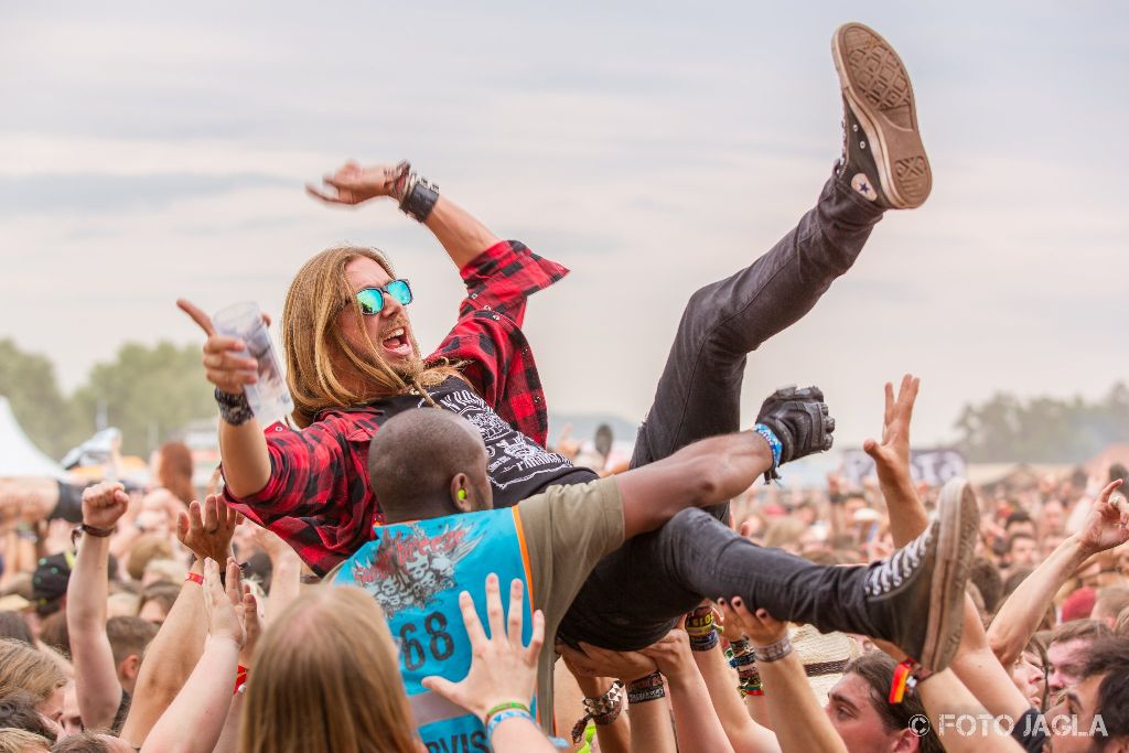 Crowd @ EQUILIBRIUM auf dem Summer Breeze 2016 in Dinkesbhl (Pain Stage)