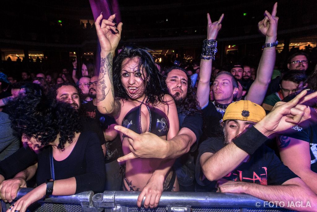 70000 Tons Of Metal 2017
Impressionen aus dem Fotograben