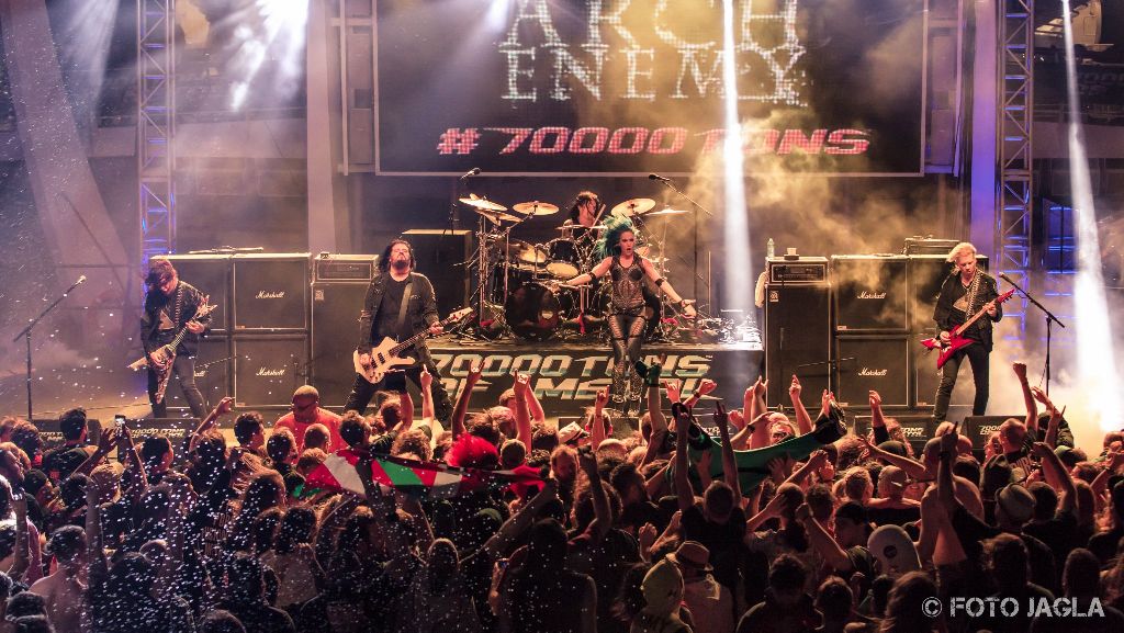 70000 Tons Of Metal 2017
Arch Enemy auf der Pooldeck-Stage