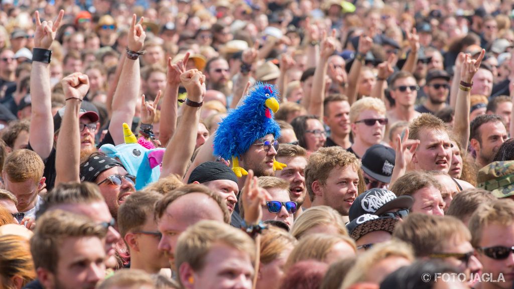 Summer Breeze Open Air 2017 in Dinkelsbhl
Impressionen aus dem Fotograben whrend WHILE SHE SLEEPS