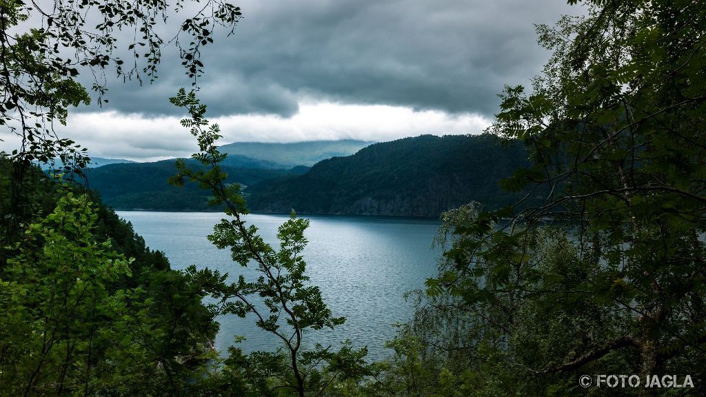 Norwegen 2017 - Storfjord
Unterwegs mit dem Kajak durch die Fjord-Landschaft