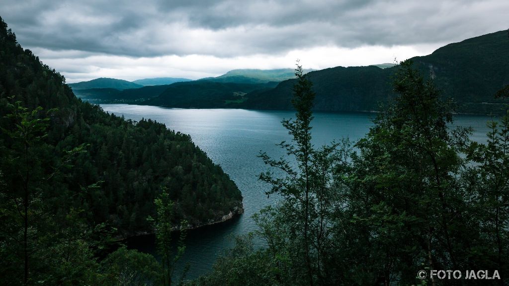 Norwegen 2017 - Storfjord
Unterwegs mit dem Kajak durch die Fjord-Landschaft