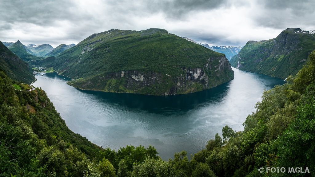 Norwegen 2017 - Geiranger Fjord
Blick vom Aussichtspunkt Ørnesvingen