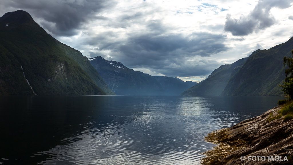 Norwegen 2017 - Geiranger Fjord
Unterwegs mit dem Kajak durch die Fjord-Landschaft