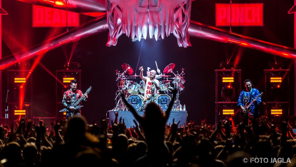 Five Finger Death Punch
Knig-Pilsener Arena in Oberhausen am 24.11.2017