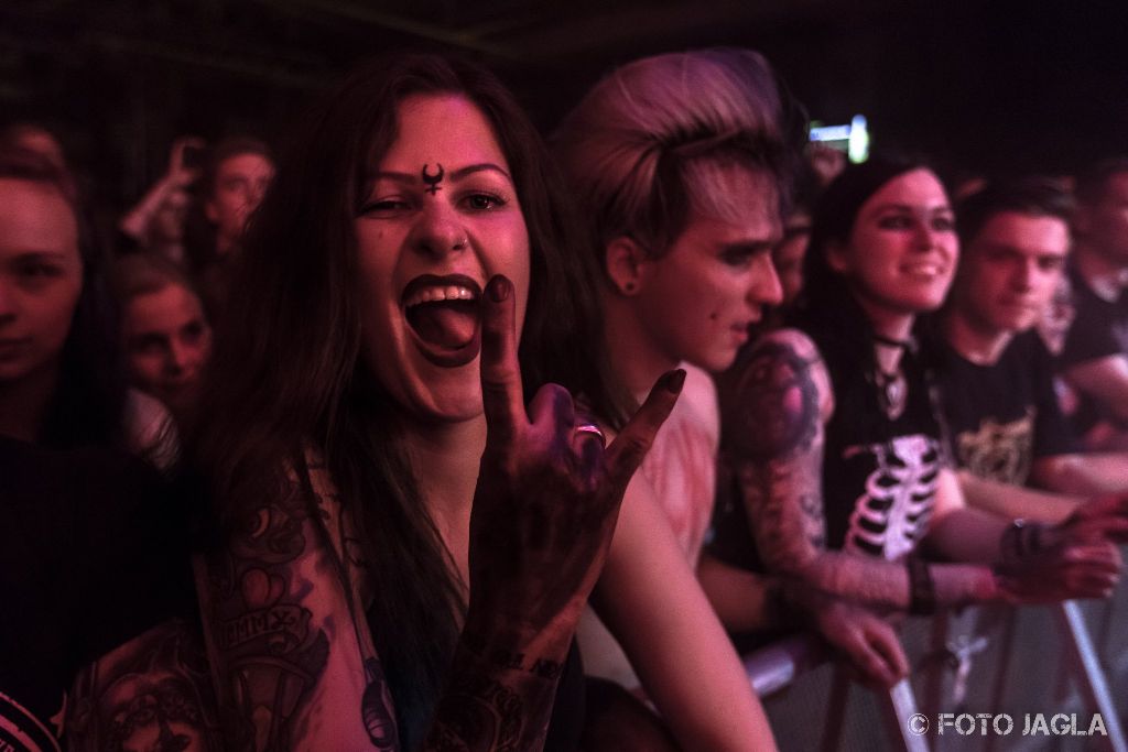 IN THIS MOMENT
Ritual Tour
12.06.2018 in Kln, Essigfabrik