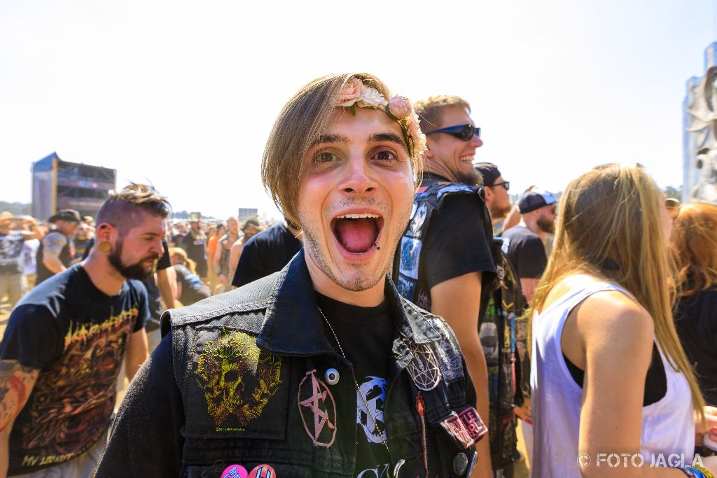 Summer Breeze Open Air 2018 in Dinkelsbhl (SBOA)
Fans bei Pro Pain vor der Main Stage