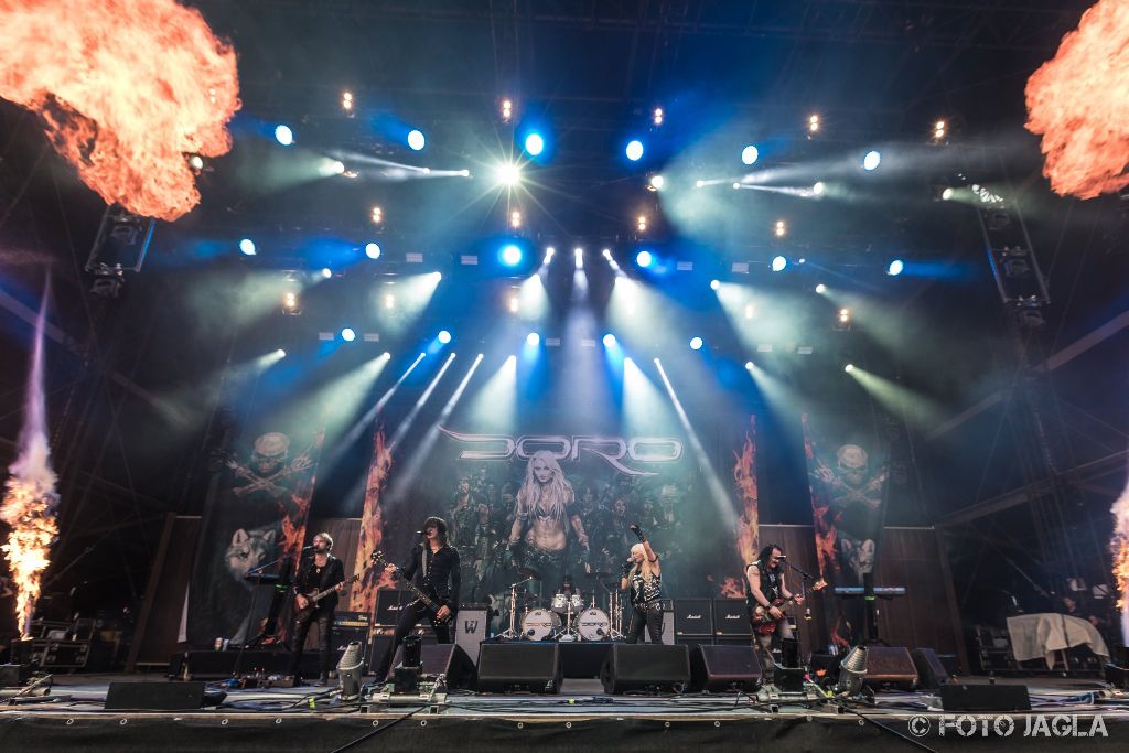 Summer Breeze Open Air 2018 in Dinkelsbhl (SBOA)
Doro auf der Main Stage