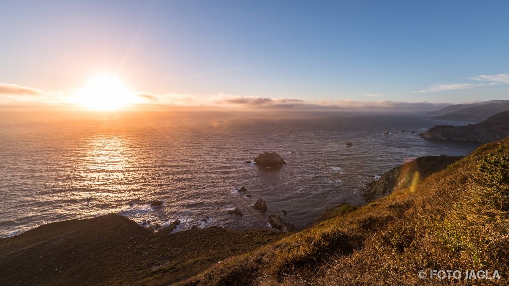 Kalifornien - September 2018
Sonnenuntergang ber dem Pazifischen Ozean
Highway 1 - Blick vom Hurricane Point View