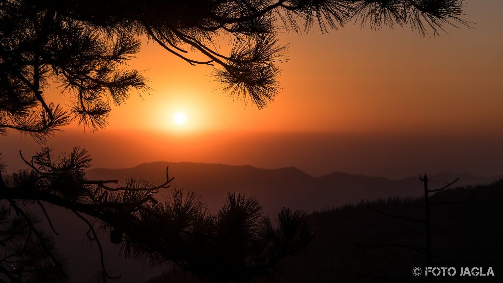 Kalifornien - September 2018
Sonnenuntergang am McGee Vista Point
Hume