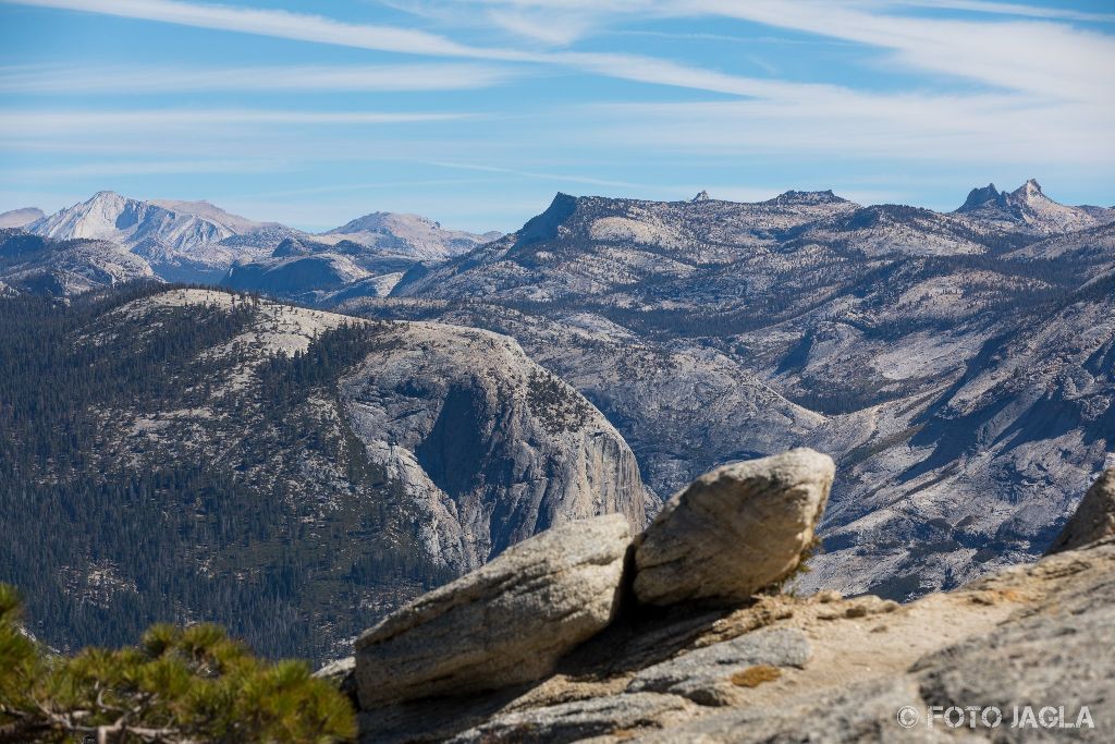 Kalifornien - September 2018
Ausblick vom Sentinel Dome
Yosemite National Park - Yosemite Valley, Mariposa Country