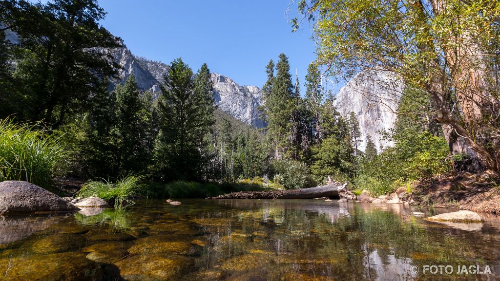 Kalifornien - September 2018
Merced River am Northside Drive
Yosemite National Park - Yosemite Valley, Mariposa Country