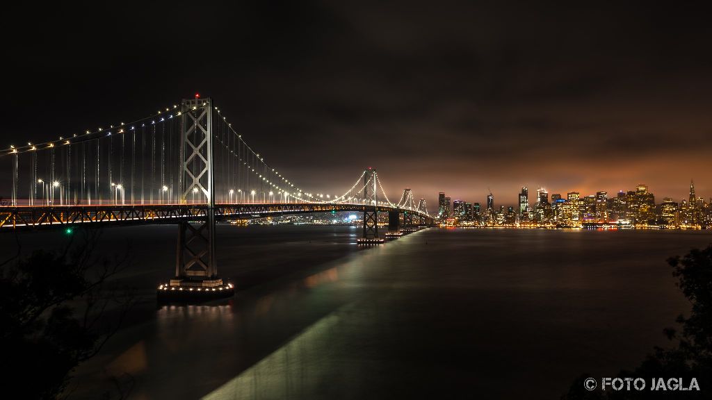 Kalifornien - September 2018
Oakland Bay Bridge bei Nacht mit Blick auf die Piers
San Francisco - Treasure Island