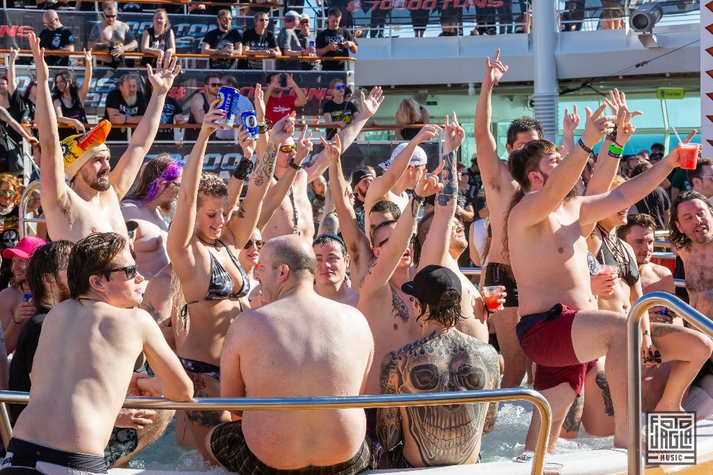 70000 Tons of Metal 2019
Pooldeck Impression