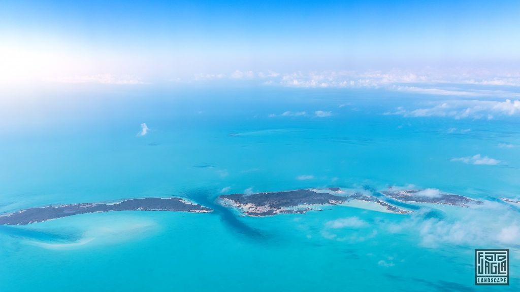 Exuma, Bahamas
Paradiesische Inselkette von oben