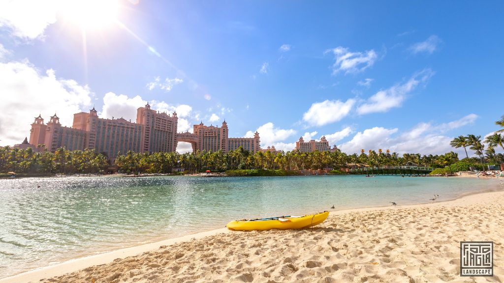 Atlantis Paradise Island Resort
Bahamas, Paradise Island
Kleiner See vor den Royal Towers