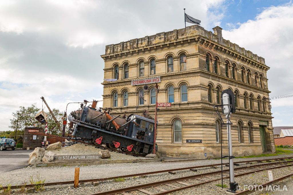 Steampunk HQ Museum in Oamaru
Eine Reise in eine Post-Apokalyptische Welt
Neuseeland (Sdinsel)