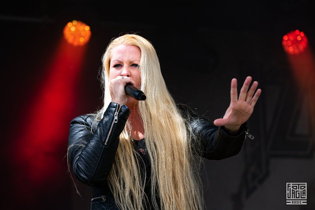 Summer Breeze Open Air 2019 in Dinkelsbhl (SBOA)
Izegrim auf der Wera Tool Rebel Stage