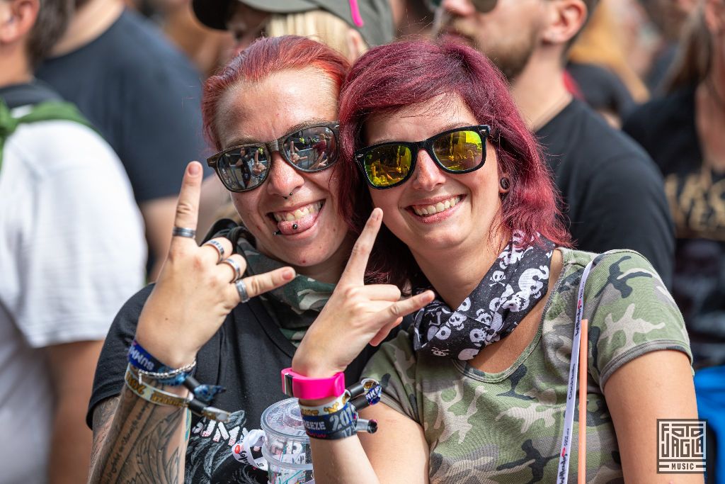 Summer Breeze Open Air 2019 in Dinkelsbhl (SBOA)
Impressionen bei Mr. Irish Bastard vor der T-Stage