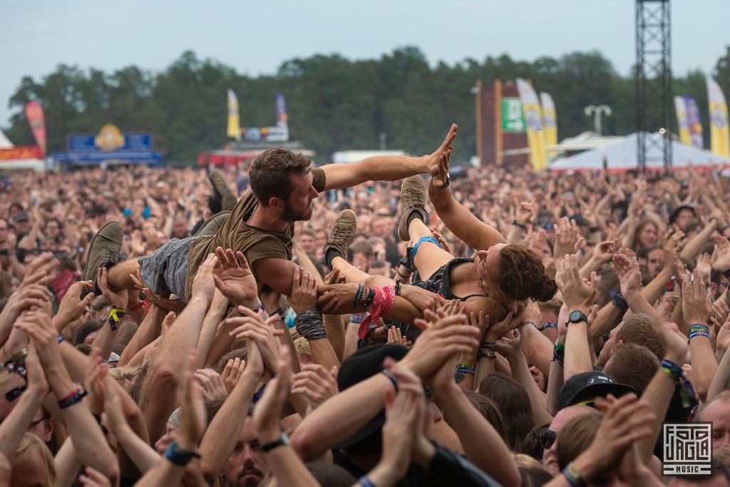 Summer Breeze Open Air 2019 in Dinkelsbhl (SBOA)
Impressionen bei Equilibrium vor der Main Stage