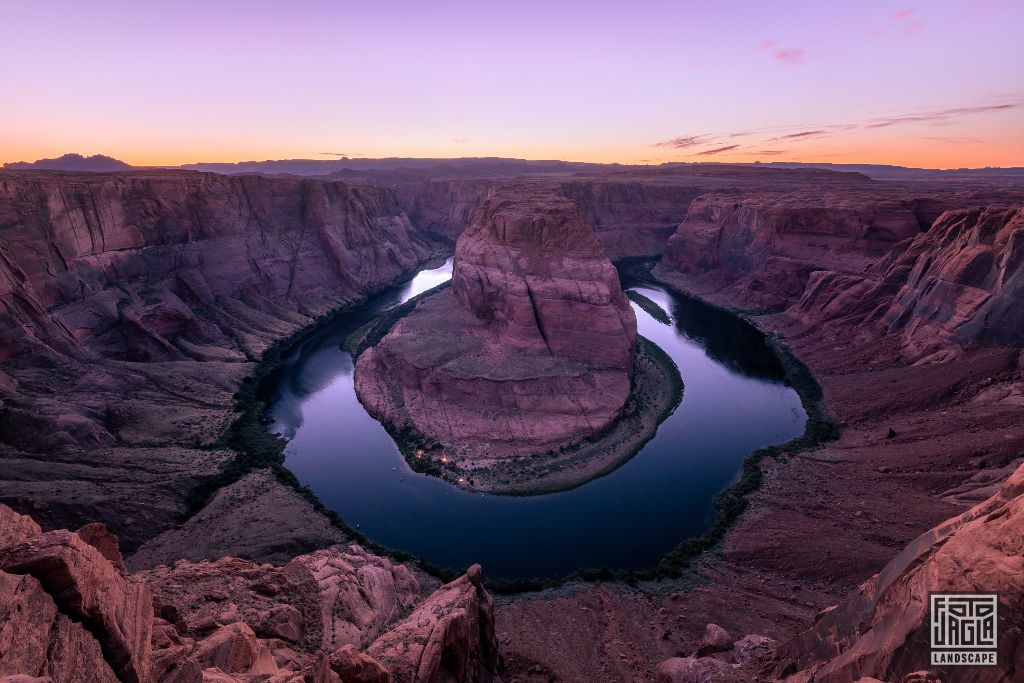 Horseshoe Bend at sunset, Page
Arizona, USA 2019