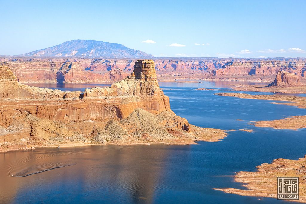 View over Lake Powell at Alstrom Point
Utah 2019