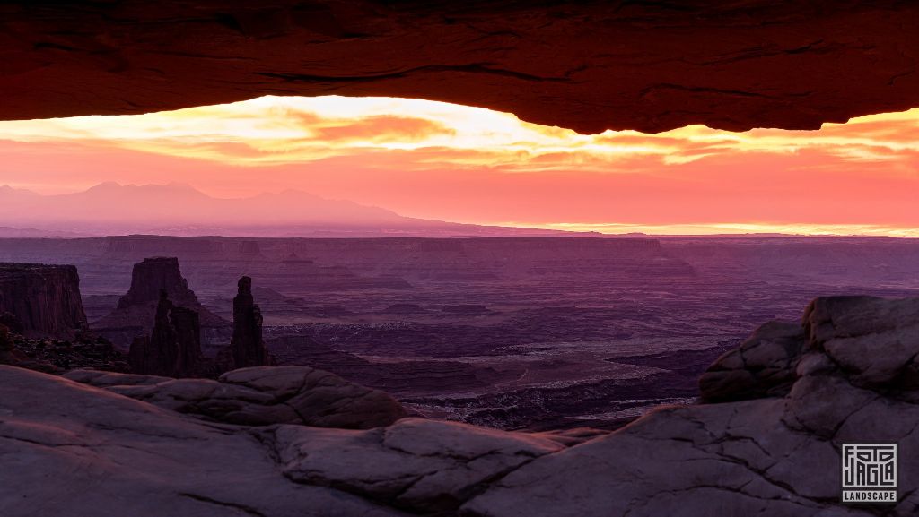 Mesa Arch in Canyonlands National Park at sunrise
Utah 2019