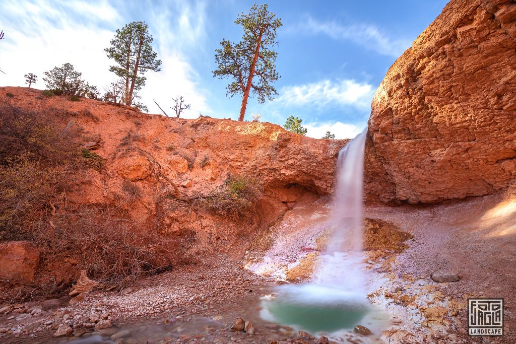 Tropic Ditch Falls in Bryce Canyon National Park
Utah 2019