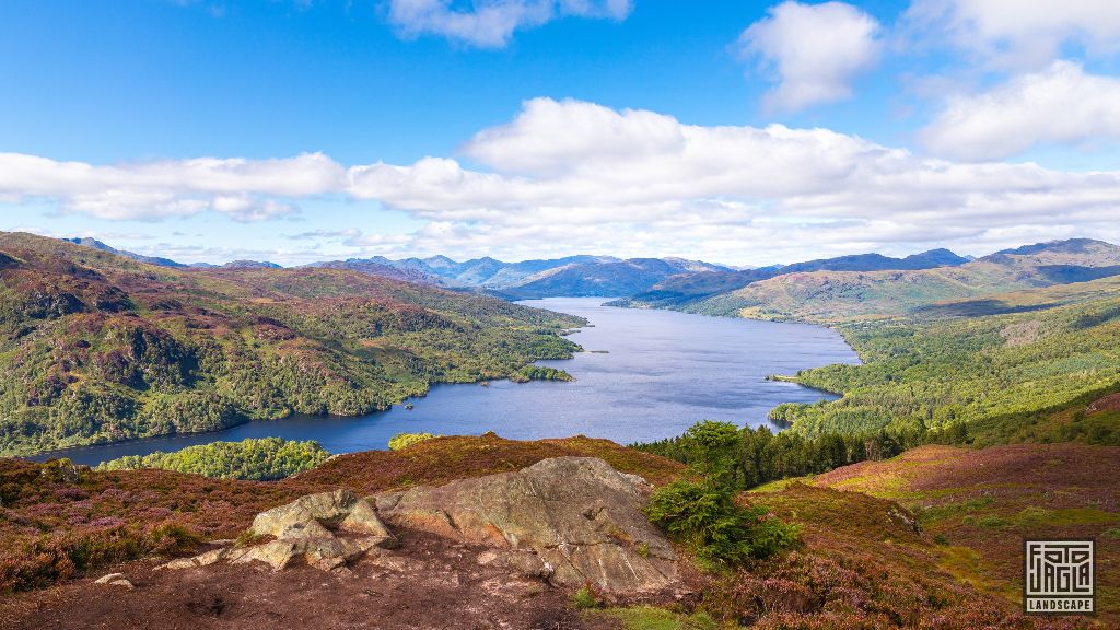 Sicht vom Ben A'an ber Loch Katrine
Loch Lomond and The Trossachs National Park
Schottland - September 2020