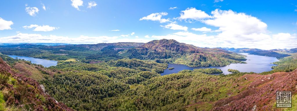 Sicht vom Ben A'an über Loch Katrine
Loch Lomond and The Trossachs National Park
Schottland - September 2020