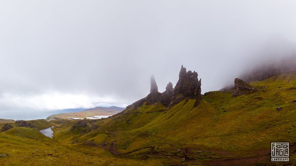 Old Man of Storr in Portree
Isle of Skye
Schottland - September 2020