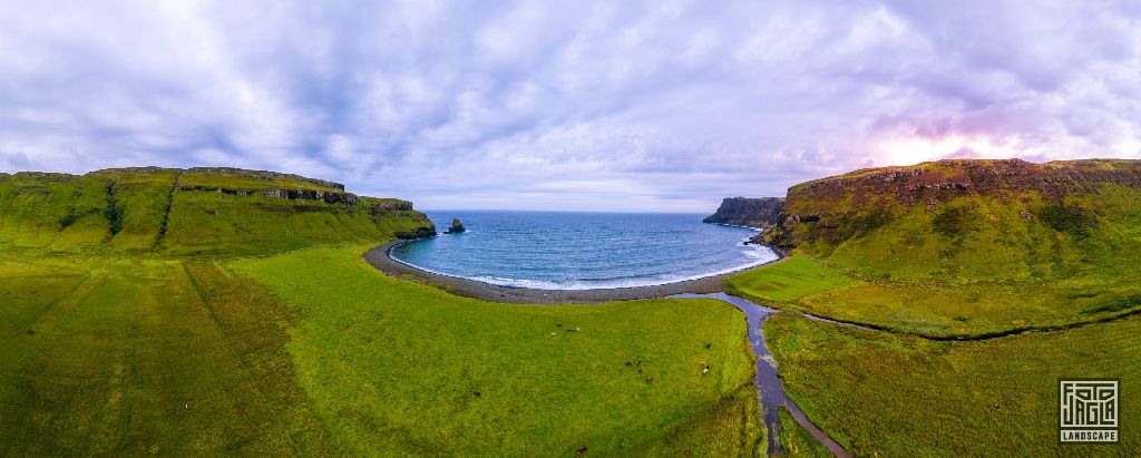 Talisker Bay zum Sonnenuntergang
Bucht in Portree (Isle of Skye)
Schottland - September 2020